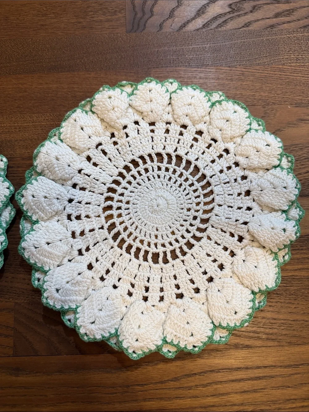 Source Unknown White & Green Crochet Doily Set - 2 Piece